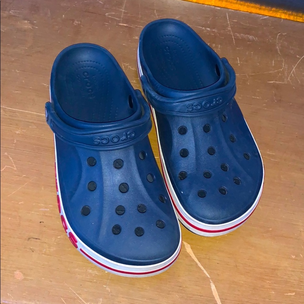 blue crocs